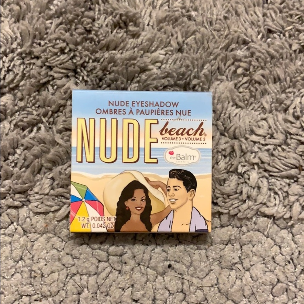 Nude eyeshadow single
